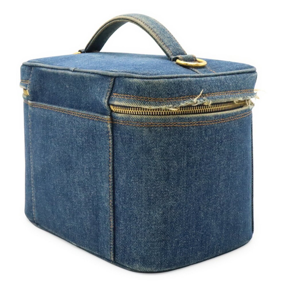 CHANEL Blue Logo Vanity Bag - Picture 3 of 10